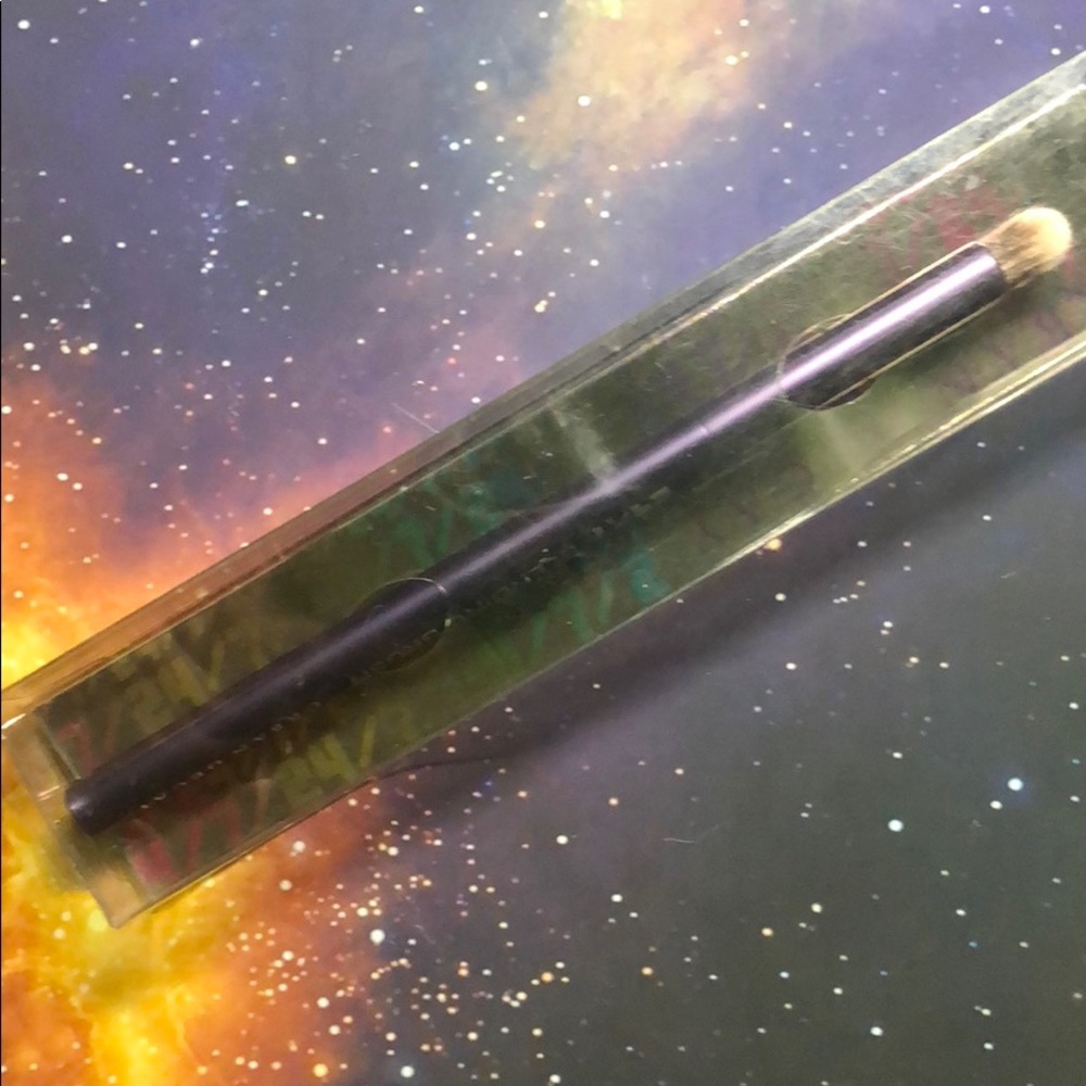 Brand New Urban Decay Blending Brush